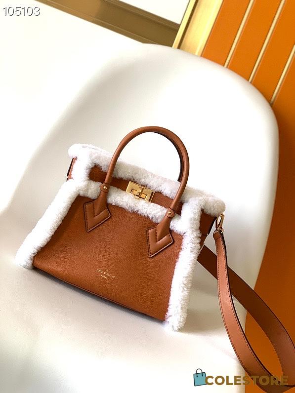 Louis Vuitton On My Side PM Bag Shearling M58918 Size 25cm - 1