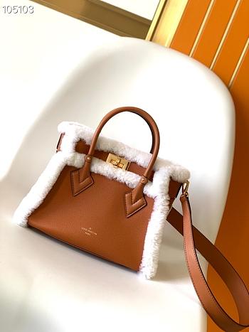 Louis Vuitton On My Side PM Bag Shearling M58918 Size 25cm