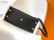 Louis Vuitton On My Side PM Bag Black Shearling M58918 Size 25x20x12 cm - 4