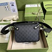 Gucci Messenger Bag With Interlocking G Black 674164 21x16.5x8cm - 5