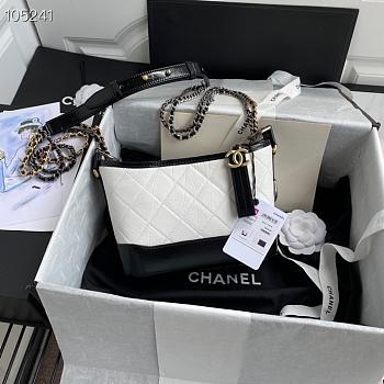 Chanel Gabrielle Hobo Bag In White AS1521 Size 20cm