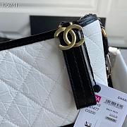 Chanel Gabrielle Hobo Bag In White AS1521 Size 20cm - 6