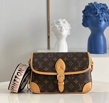Colestore Louis Vuitton Diane Handbags M45985 25cm