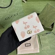 Gucci GG Marmont Berry Card Wallet White 456126 Size 11cm - 1
