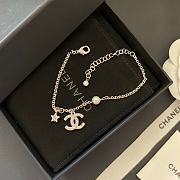 Chanel Star and Pearl Bracellet - 5