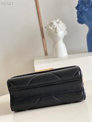 Louis Vuitton Twist Shoulder Bag M50282 Size 23x17x9.5cm - 3