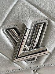 Louis Vuitton Twist Shoulder Bag Silver M50282 23cm - 6