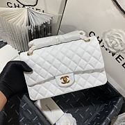 Chanel Flap Bag Lambskin Gold-tone Metal White Size 20cm - 3