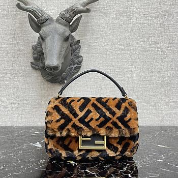 Fendi Baguette Brown Sheepskin Bag 8BS017 Size 18cm