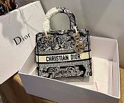 Dior Lady Medium Blue Toile de Jouy Reverse Embroidery Size 24cm - 1