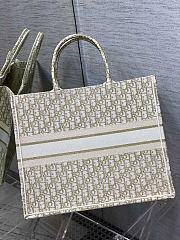 Dior Book Tote Embroidery In White Size 42cm - 4