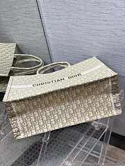 Dior Book Tote Embroidery In White Size 42cm - 3