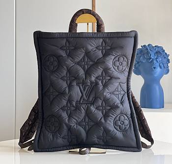 Louis Vuitton Backpack M58981 39cm