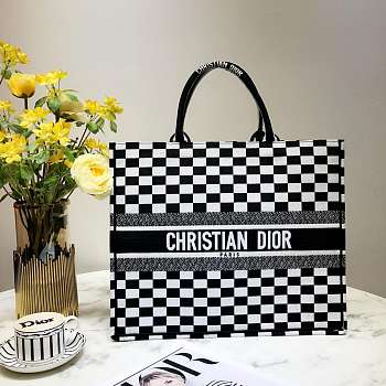 Dior Book Tote Caro Detail Size 42cm