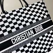 Dior Book Tote Caro Detail Size 42cm - 3