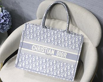 Dior Book Tote Embroidery M1286 Size 36cm