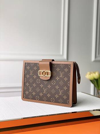 Louis Vuitton Monogram Pouch In Brown Size 27cm