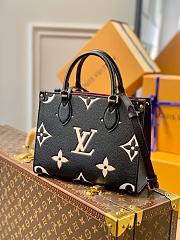 Louis Vuitton Onthego BB Black&Beige M45372 25cm  - 3