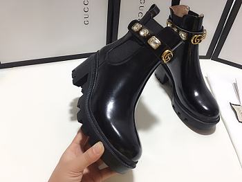Gucci Leather Ankle Boots With Belt 