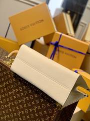 Colestore Louis Vuitton Onthego Monogram Tote Bag Size 35cm  - 2