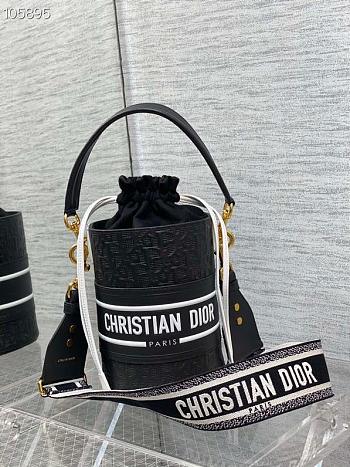 Dior Bucket Logo Sring and Sumer 2022 