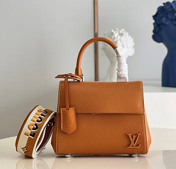Louis Vuitton Cluny Mini Epi Leather M58931 Size 20cm 