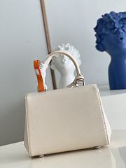 Louis Vuitton Cluny Mini Crema Epi Leather M58931 Size 20cm  - 4