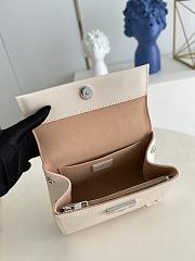 Louis Vuitton Cluny Mini Crema Epi Leather M58931 Size 20cm  - 5