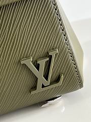 Louis Vuitton Cluny Mini Khaki Epi Leather M58931 Size 20cm - 6