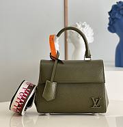 Louis Vuitton Cluny Mini Khaki Epi Leather M58931 Size 20cm - 1
