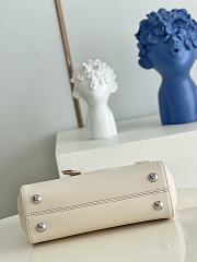 Louis Vuitton Cluny Creme Epi Leather M58931 Size 28cm - 3