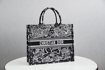 Dior Book Tote Around The World In Black Size 41.5cm 