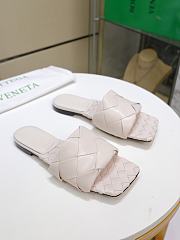 Botega Veneta Slippers In White - 6