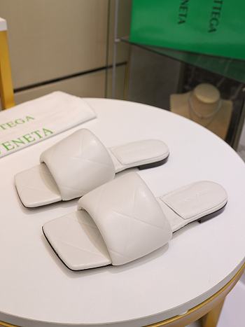 Bottega Veneta Rubber Lido White Leather Sandals  