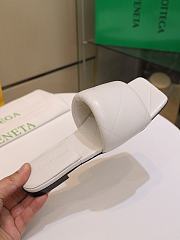 Bottega Veneta Rubber Lido White Leather Sandals   - 5