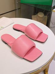 Bottega Veneta Rubber Lido Pink Leather Sandals - 5