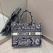 Dior Book Tote Tiger Embroidery Size 36.5cm - 1