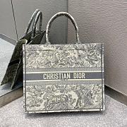 Dior Book Tote Tiger In Gray Embroidery Size 42cm - 1
