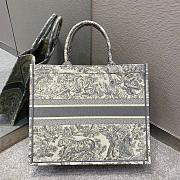 Dior Book Tote Tiger In Gray Embroidery Size 42cm - 4