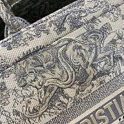 Dior Book Tote Tiger In Gray Embroidery Size 42cm - 3