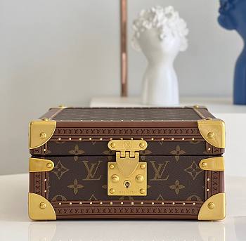 Louis Vuitton Coffret Tresor Canvas Size 24cm