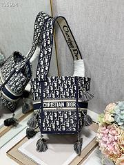 Dior D-Bubble Bucket Bag In Blue Size 25cm - 6