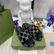 Gucci Slipper Logo In Black - 1
