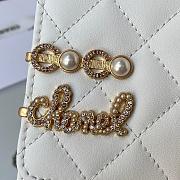 Chanel Symbolic White WOC Size 22cm - 5