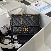 Chanel Braided Calfskin Flap Bag Size 22cm - 1