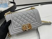 Chanel Boy Bag Gray Caviar Leather Size 20cm - 2