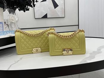 Chanel Boy Bag Caviar Lemonde Color Size 20cm