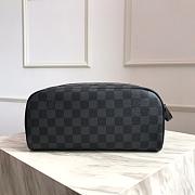 Louis Vuitton Dopp Kit Toilet Pouch Damier Size 28cm - 2