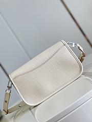 Louis Vuitton Buci Epi Leather White Size 24.5cm - 2