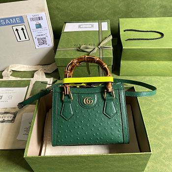 Gucci Diana Ostrich Leather In Green Size 20cm